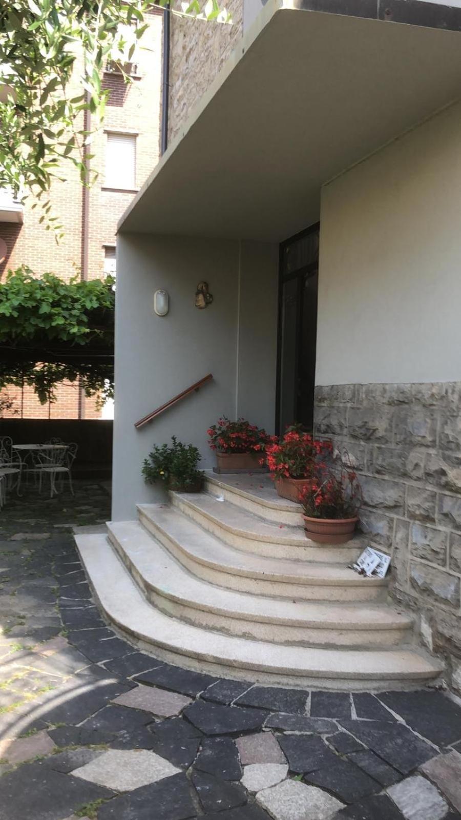 Nuova Casa Vacanze Nonna Prassede Con Giardino E Posto Auto Villa Lecco Exteriör bild